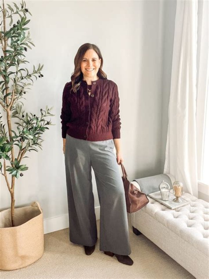 Sophisticated Style: Find Your Perfect Grey Pinstripe Pants For Women